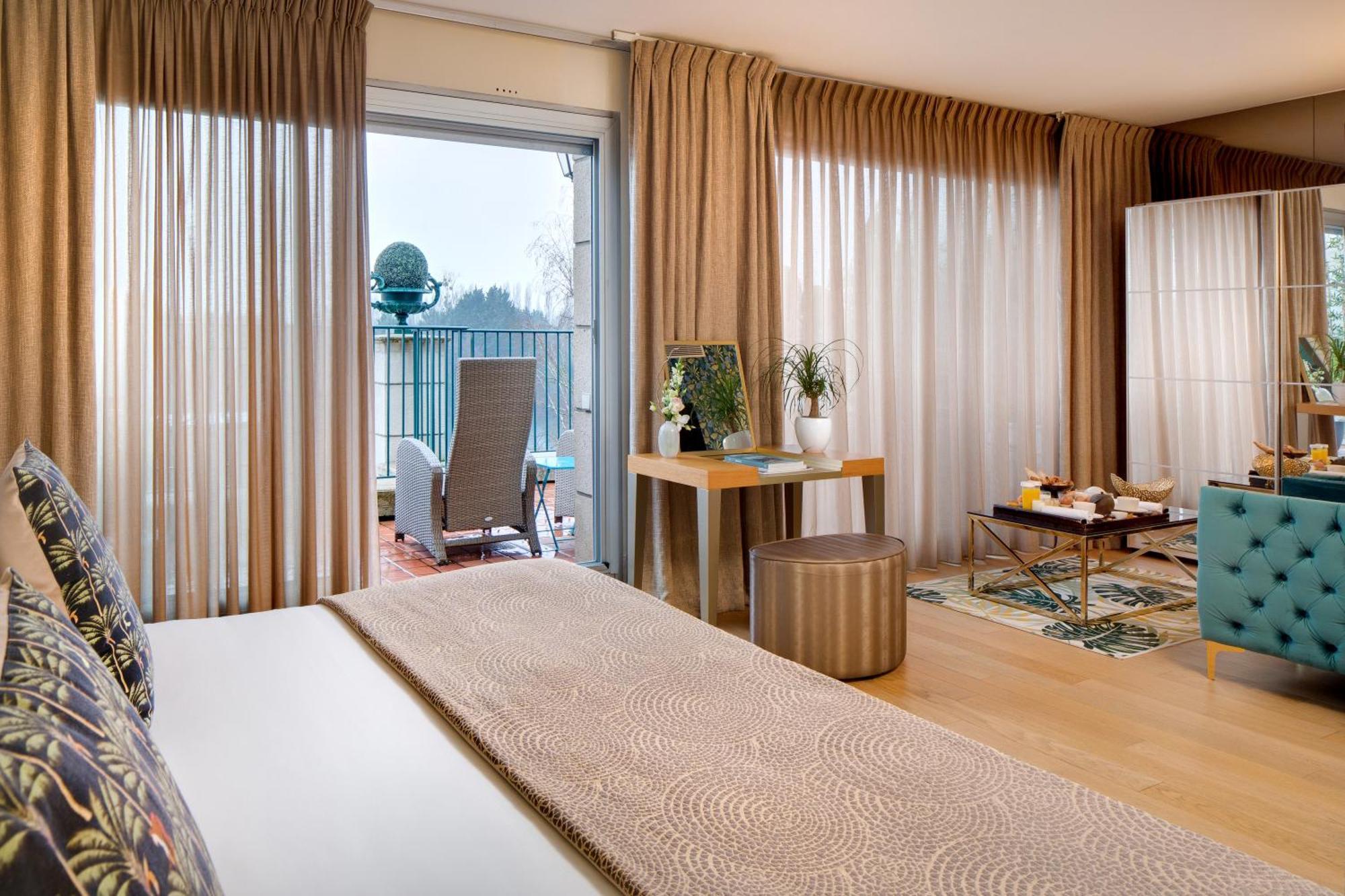La Cote Saint Jacques 5*