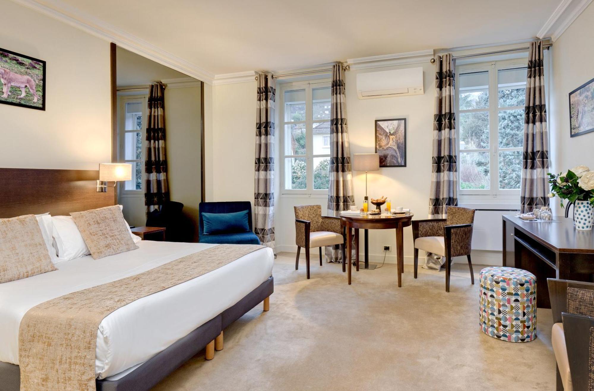 La Cote Saint Jacques Hotel 5*